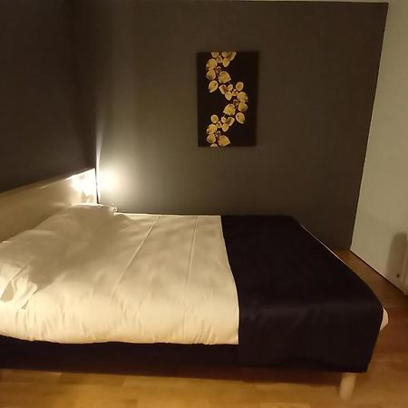 Etesia Hotel Feurs Екстериор снимка